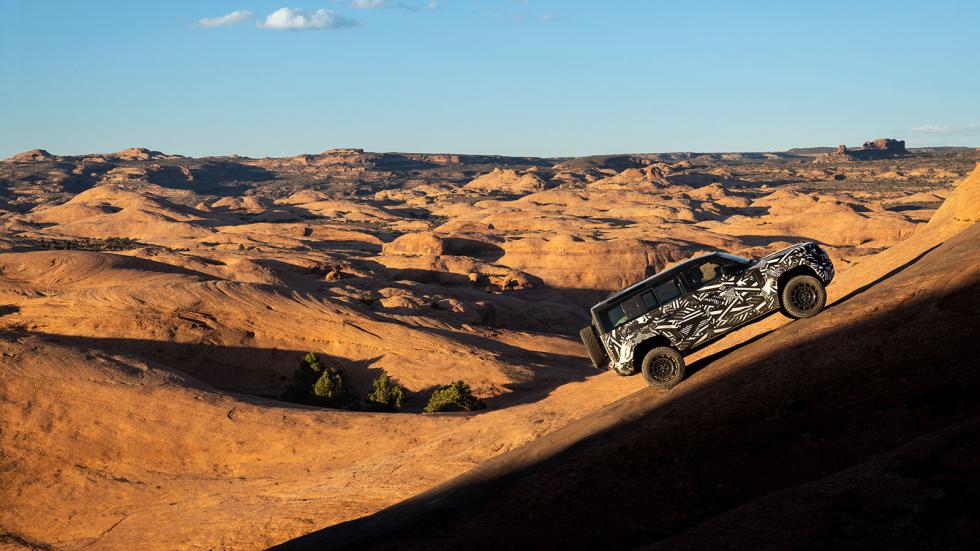 Το νέο Land Rover Defender OCTA αποκαλύπτεται στις 3 Ιουλίου 